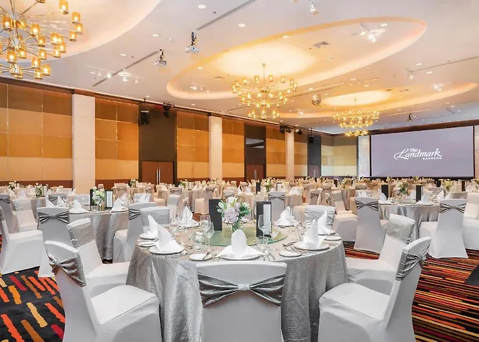 The Landmark 5*