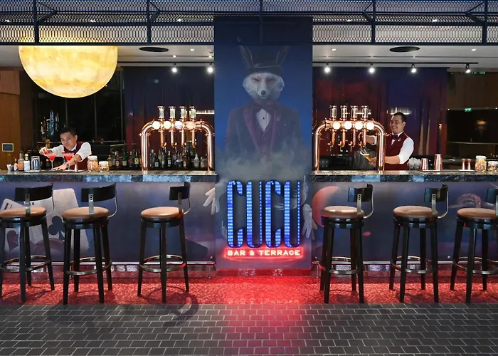 The Landmark 5*